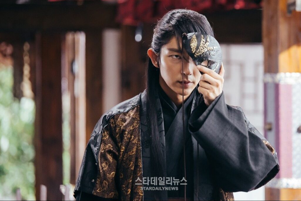 Lee Joon-gi as 4th Prince Wang So - SBS TV