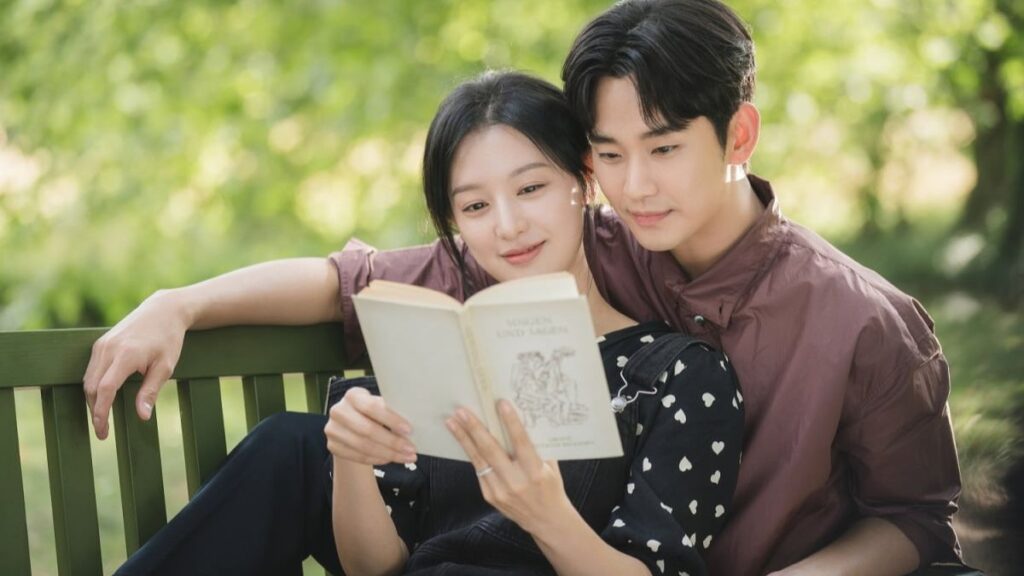 Kim Ji-Won and Kim Soo-hyun in Queen of Tears - tvN