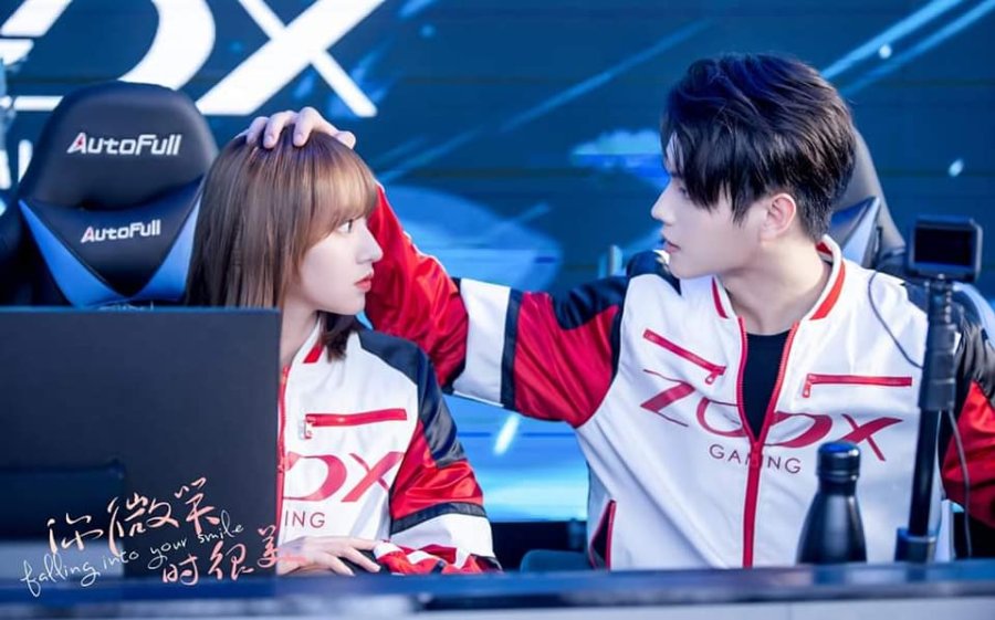 Xu Kai as Li Sicheng and Xiao Cheng as Tong Yao - Tencent, Youku